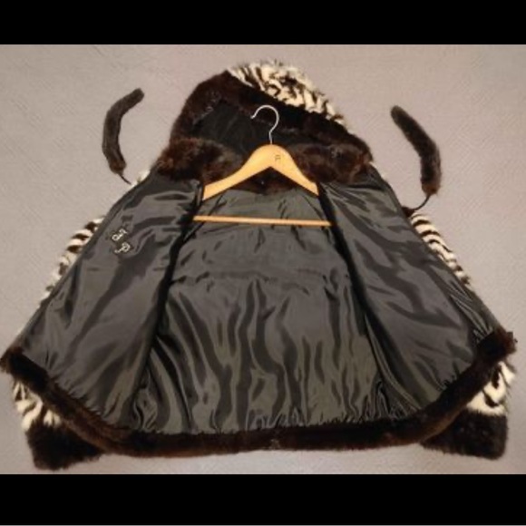 Custom Striped Mink Fur Cropped Jacket with Hood - Picture 2 of 6